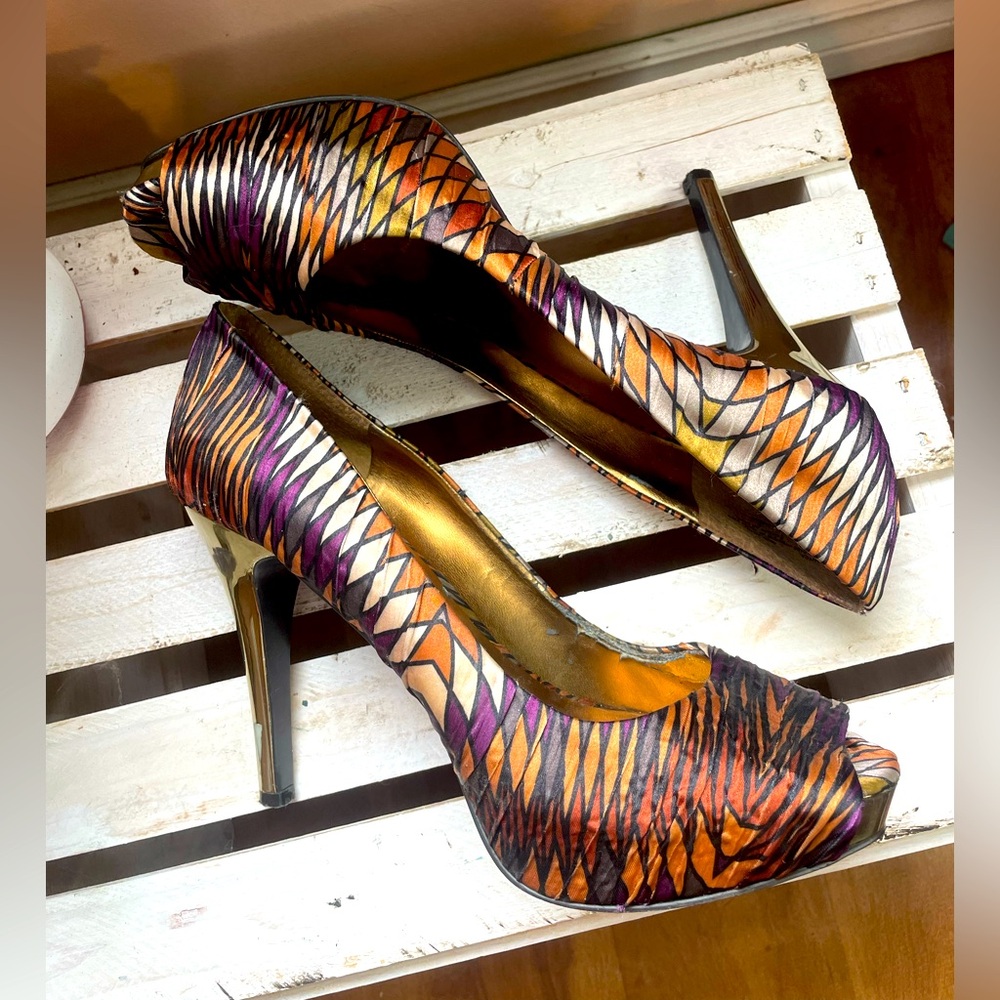 Avant-Garde Nine West Orange and Purple Sculptural Sky High Heels Sz 10